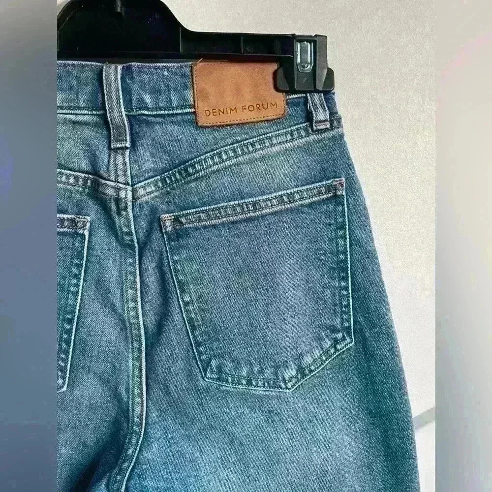 Aritzia Denim Forum The Yoko High Rise Slim Denim size 25 Vintage Wash Cotton - Picture 13 of 15